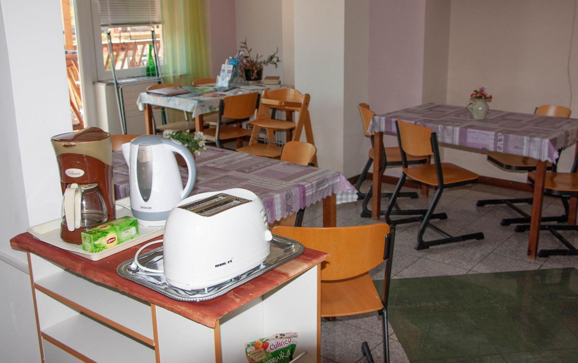 Aquarius Vendeghaz Hotel Szeged Eksteriør billede