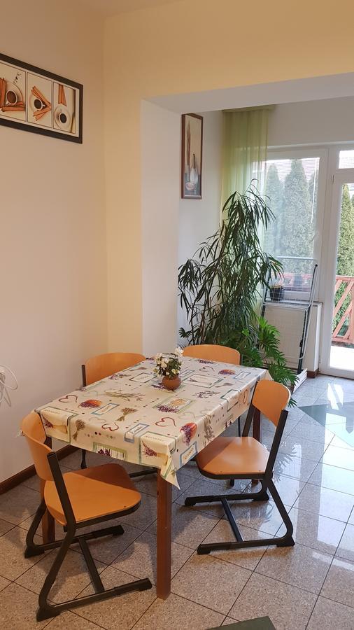 Aquarius Vendeghaz Hotel Szeged Eksteriør billede