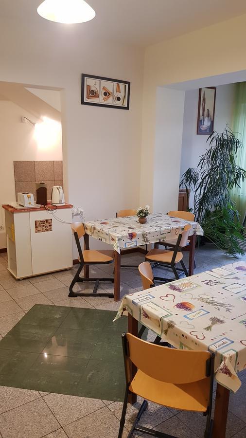 Aquarius Vendeghaz Hotel Szeged Eksteriør billede