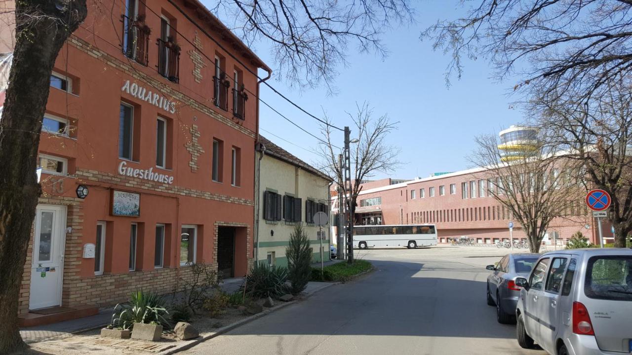 Aquarius Vendeghaz Hotel Szeged Eksteriør billede